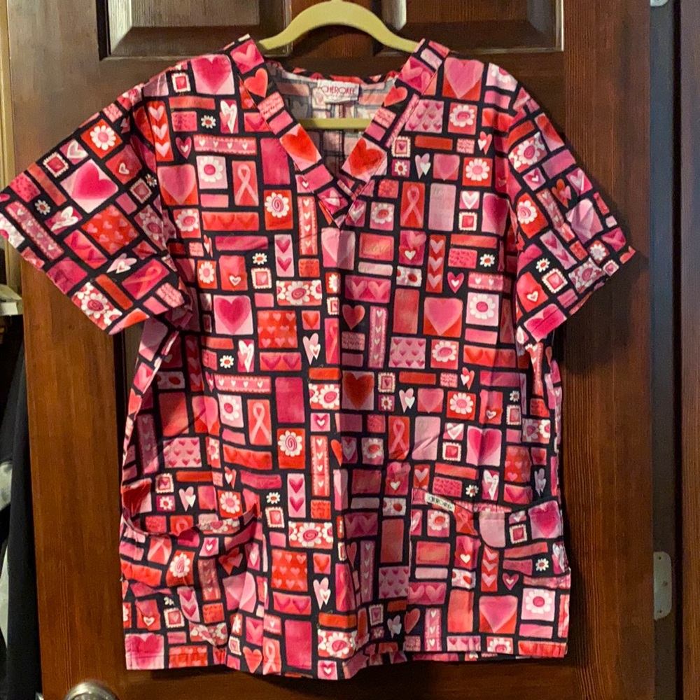 Scrub top